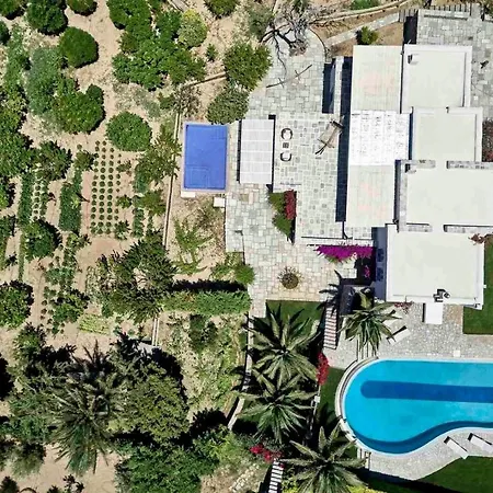 Paros Sleeps 10 Pool Air Con Wifi T478599 Πάρος