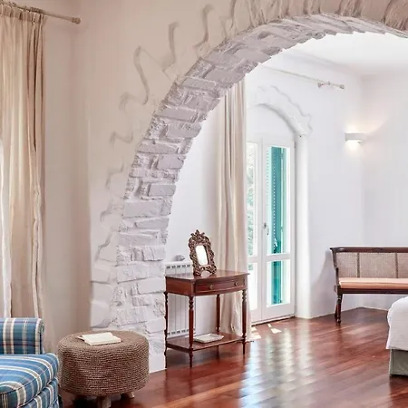 Paros Sleeps 10 Pool Air Con Wifi T478599 Βίλα *